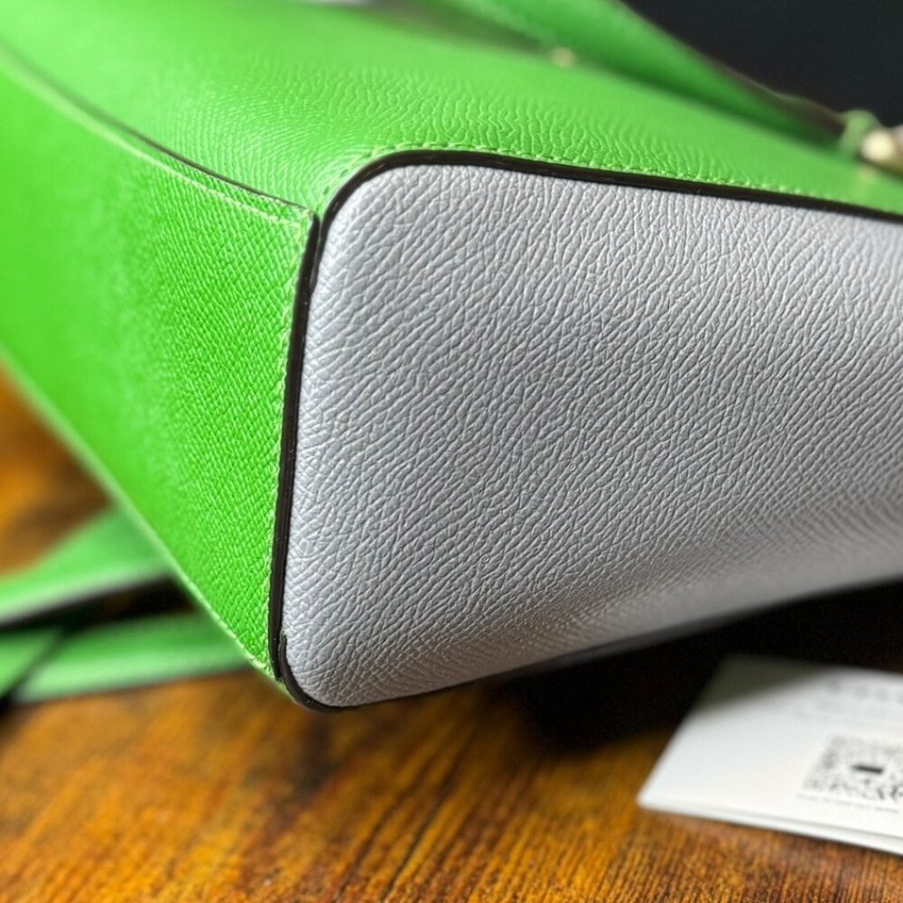Coach 2022 Alice Satchel in Color block - Picture 10 of 11